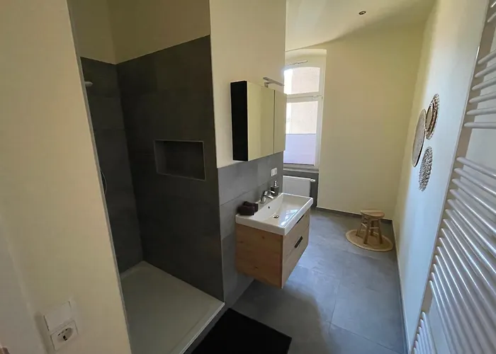 Elisabett - Lisa - 3 Schlafzimmer Und 2 Baeder, Bis 5 Personen Эрфурт